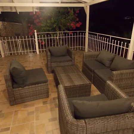 Vasiliki View * Ágios Pétros